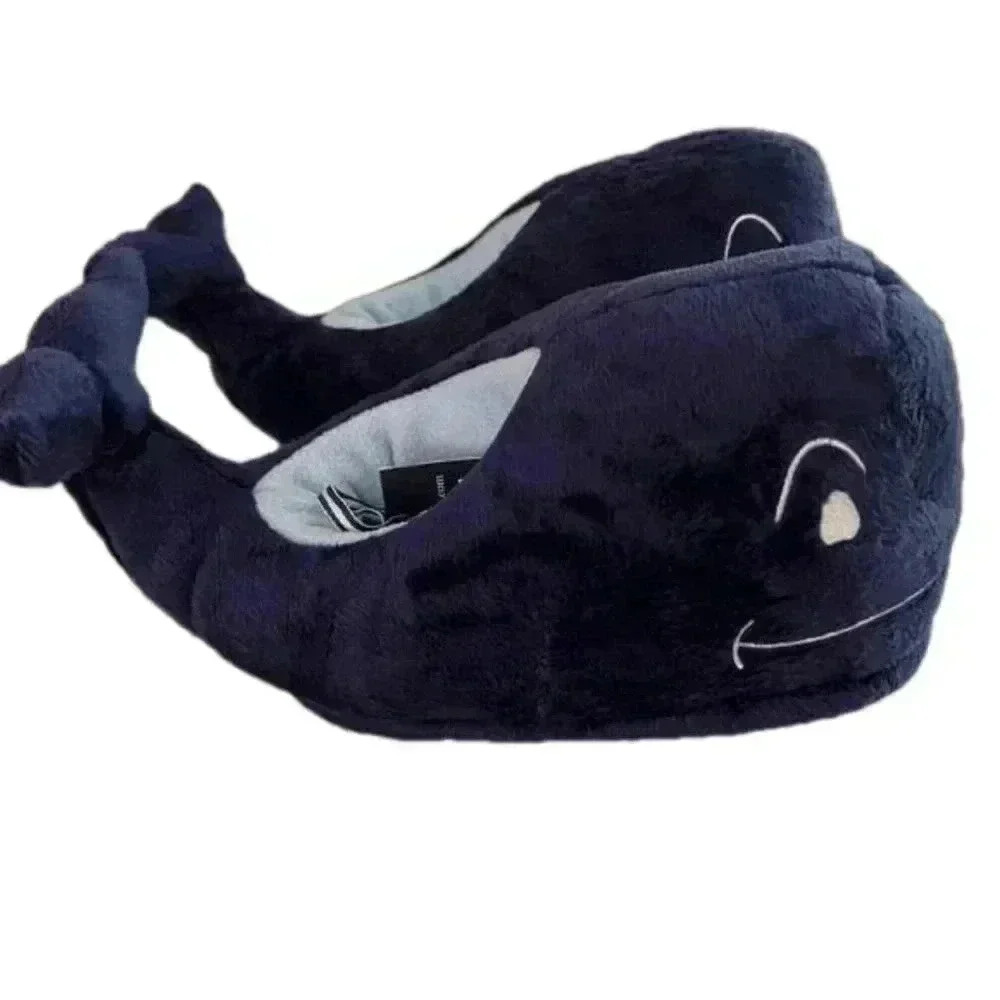 Kids Size Large (11/12) Vineyard Vines Whale Slippers